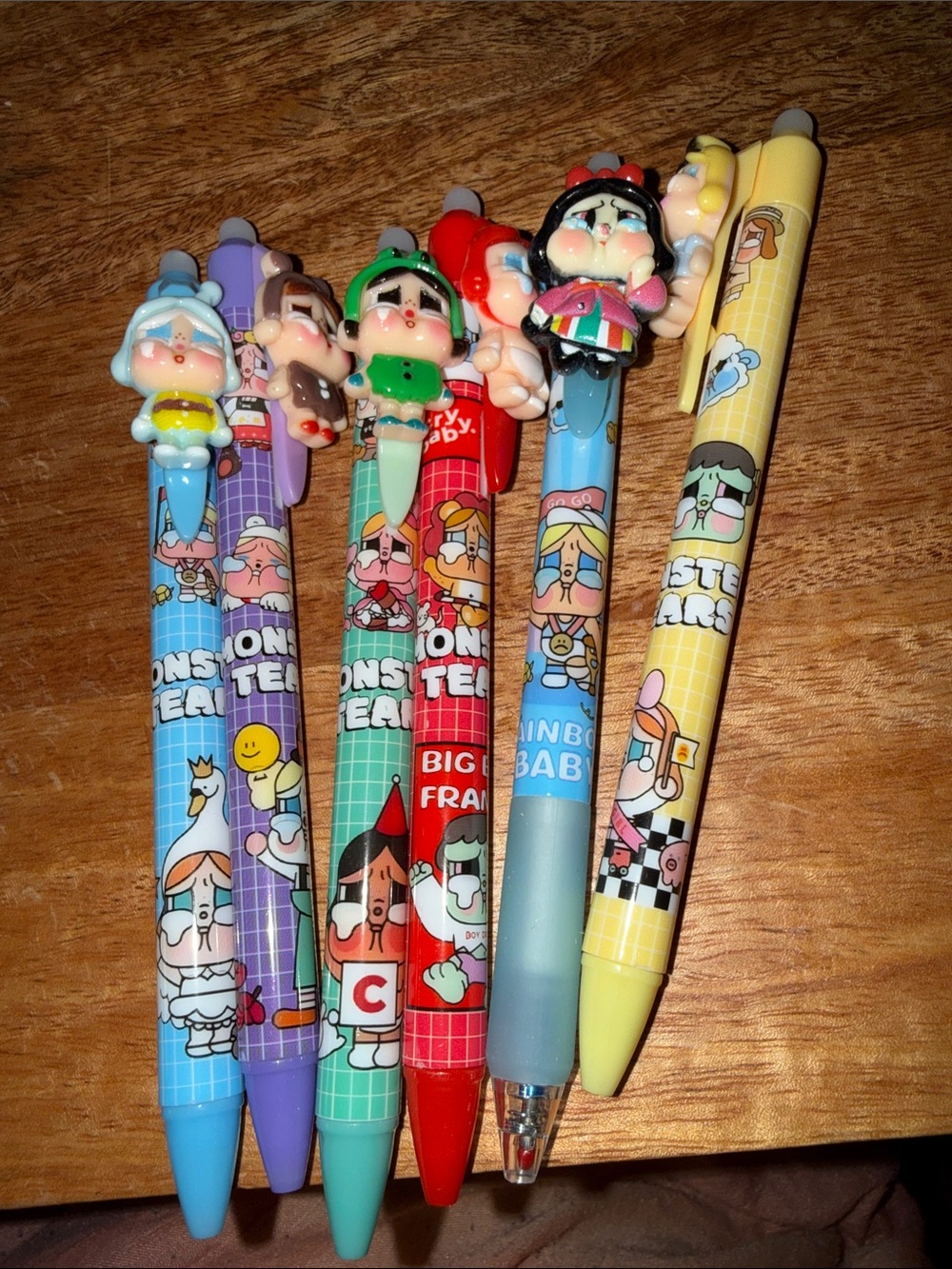 6 Crybaby Pens